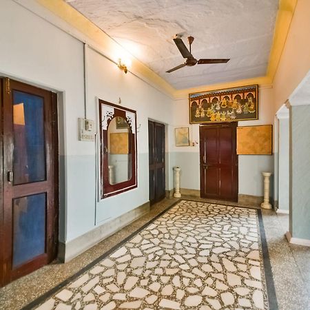 Hotel O Raj Kesar Tirath Eksteriør billede